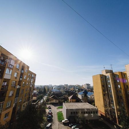 2 Найкраще Розташування В Місті Нова Квартира В Центрі Uzhhorod Exterior photo